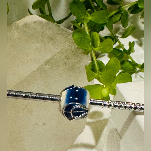 Authentic Pandora Retired ‘Blue Butterfly Wing’ S925 Ale Blue White Enamel Charm - Picture 12 of 13